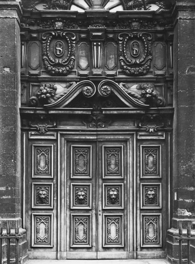 Ansicht der Fassade der Kirche Saint-Paul-Saint-Louis, Paris, das Hauptportal, 1627-41 von Etienne and Derand, F. Martellange